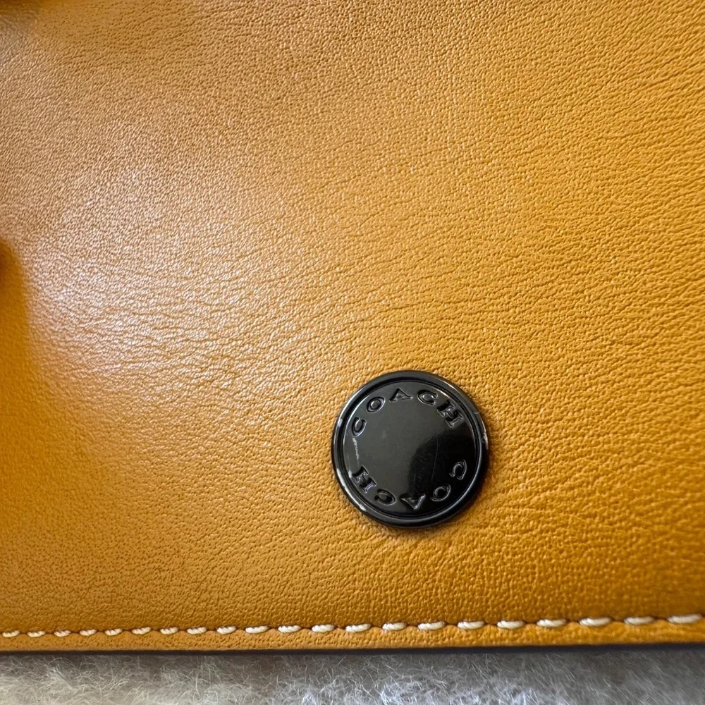 Coach Foldover Card Case Wallet - Picture 7 of 7